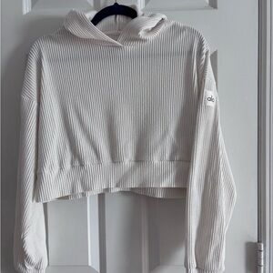 ALO Yoga Women's Off-White Ribbed Hoodie